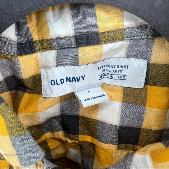 MENS Size Small Old Navy Everyday Shirt Regular Fit Built In Flex - Picture 3 of 3